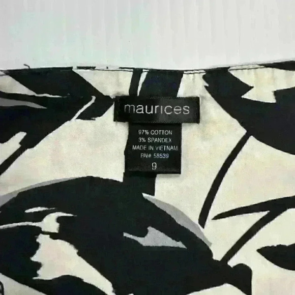 Maurices Womens SZ 9 Navy White Floral Circle & Skater Skirt Side Zipper A-Line - Picture 5 of 10